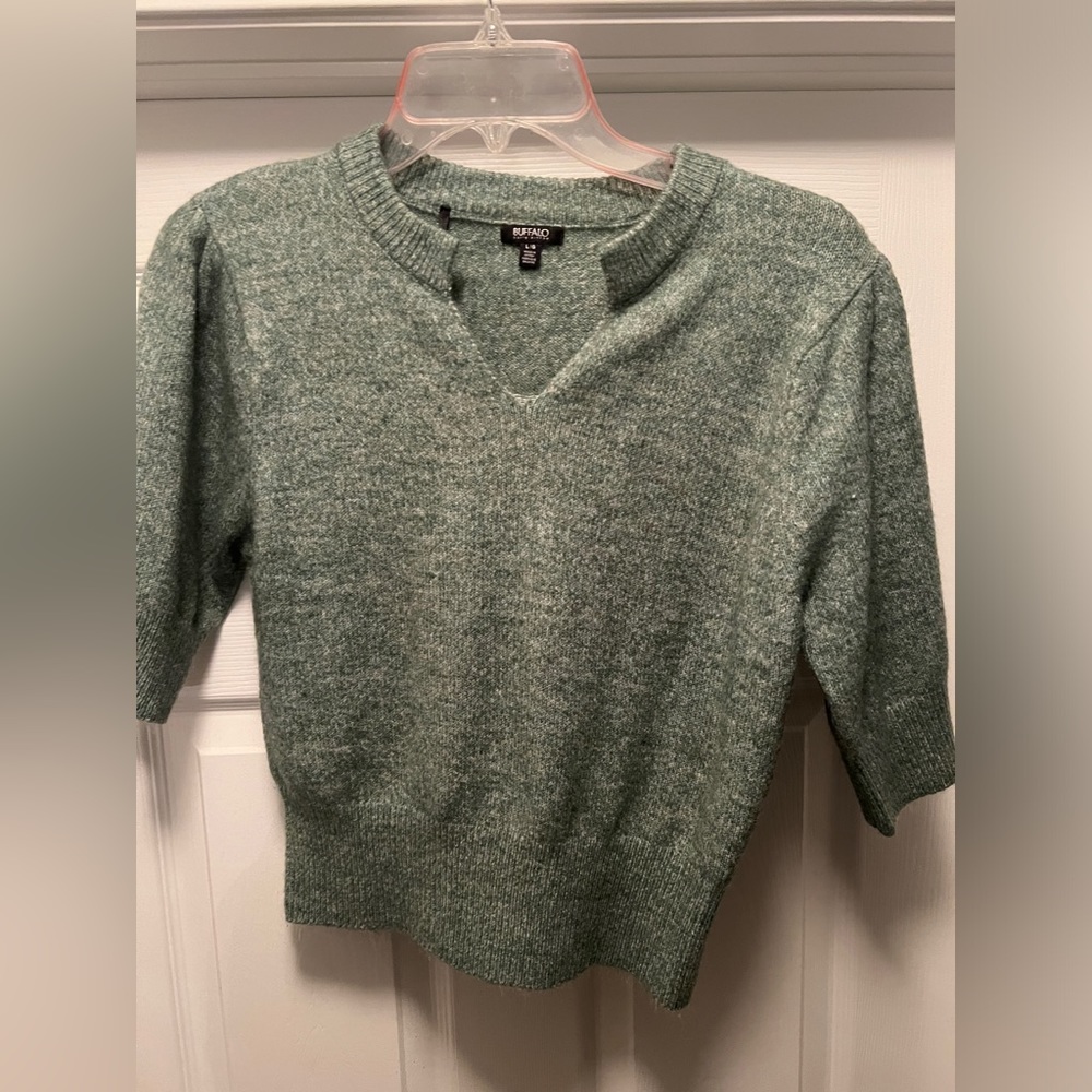 Sweater Top. Size L.